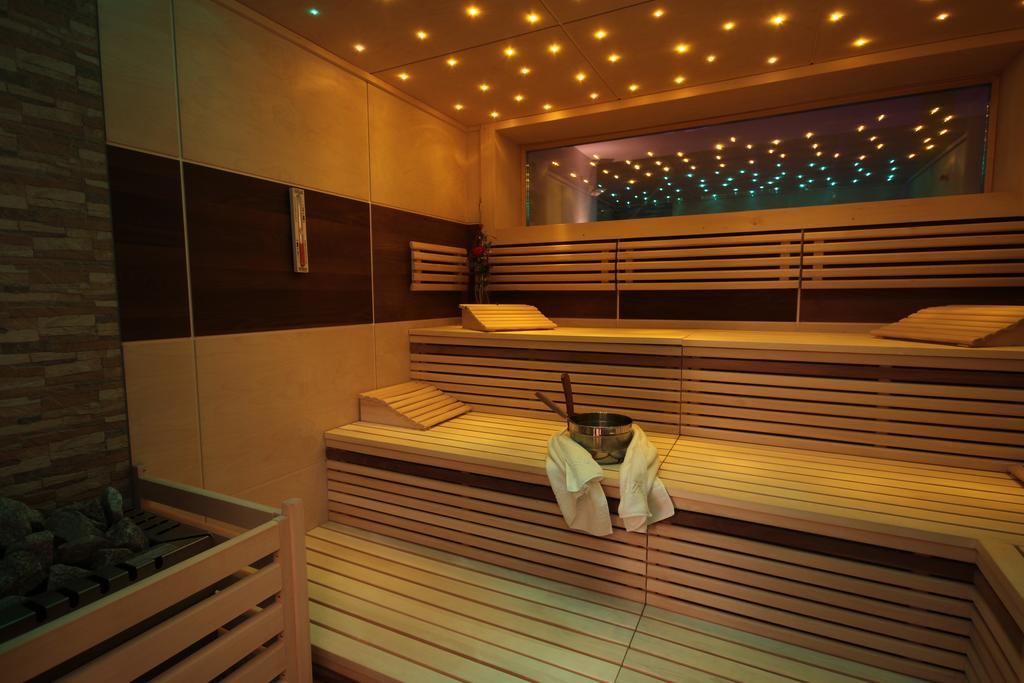 Panoramadorf Saualpe Hotel Eberstein Ngoại thất bức ảnh